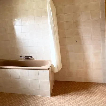 Akelei - Gross Appartement-fewo- Dusche Oder Bad- Wc 7-bettwohnung By Interhome *